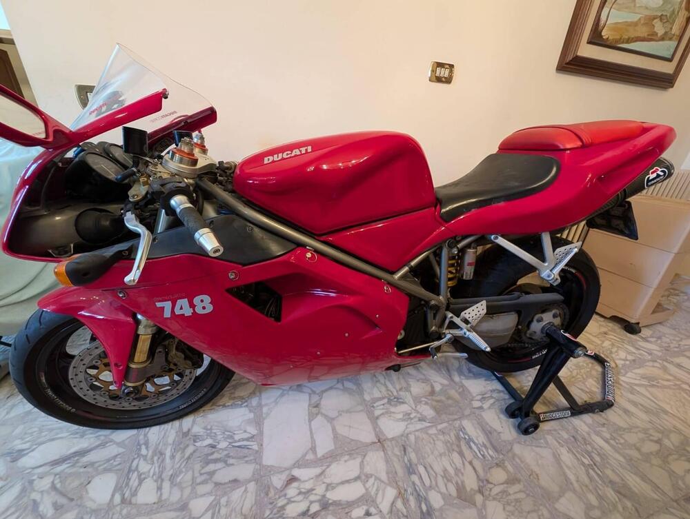 Ducati 748 S (1999 - 01)