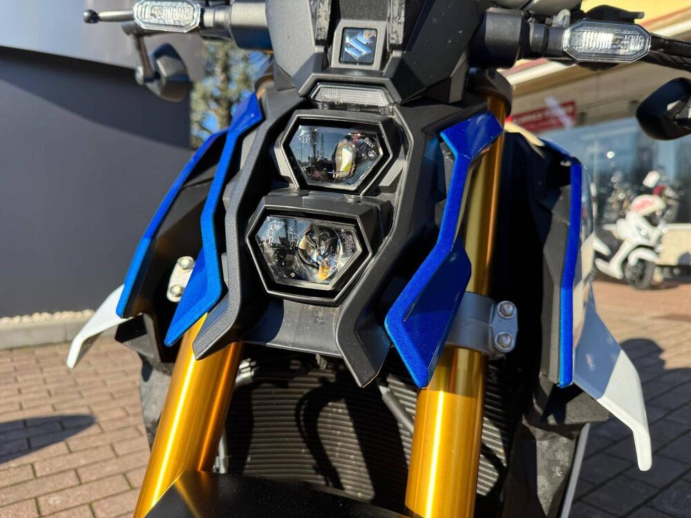 Suzuki GSX-S1000 EVO (2025) (4)