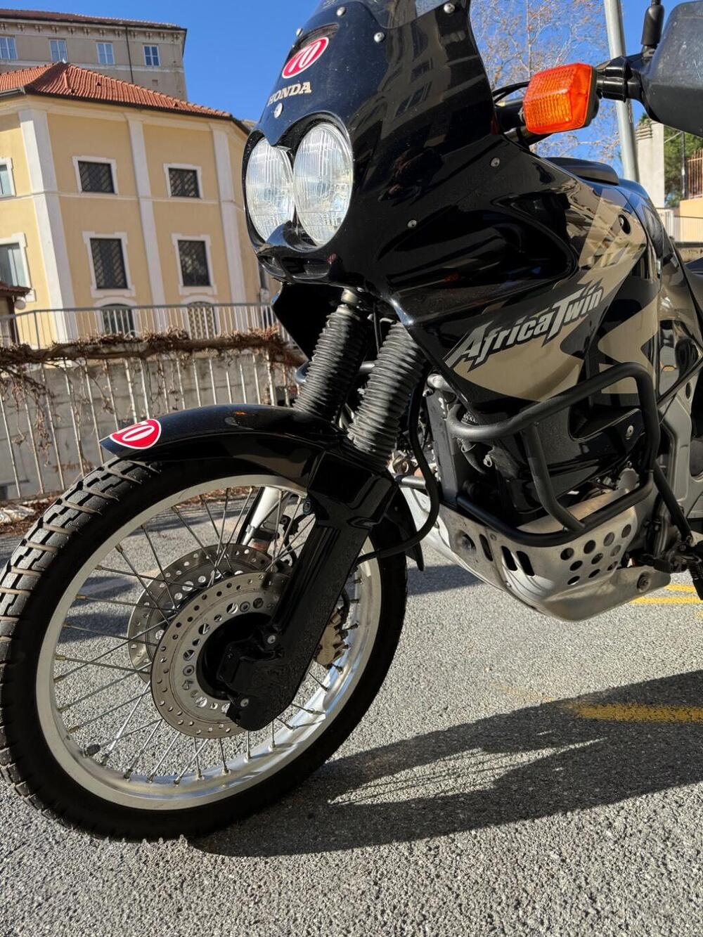 Honda Africa Twin XRV 750 (1996 - 02) (7)