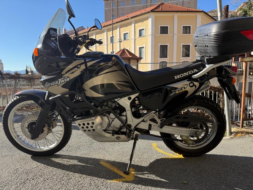 Honda Africa Twin XRV 750 (1996 - 02) (8)