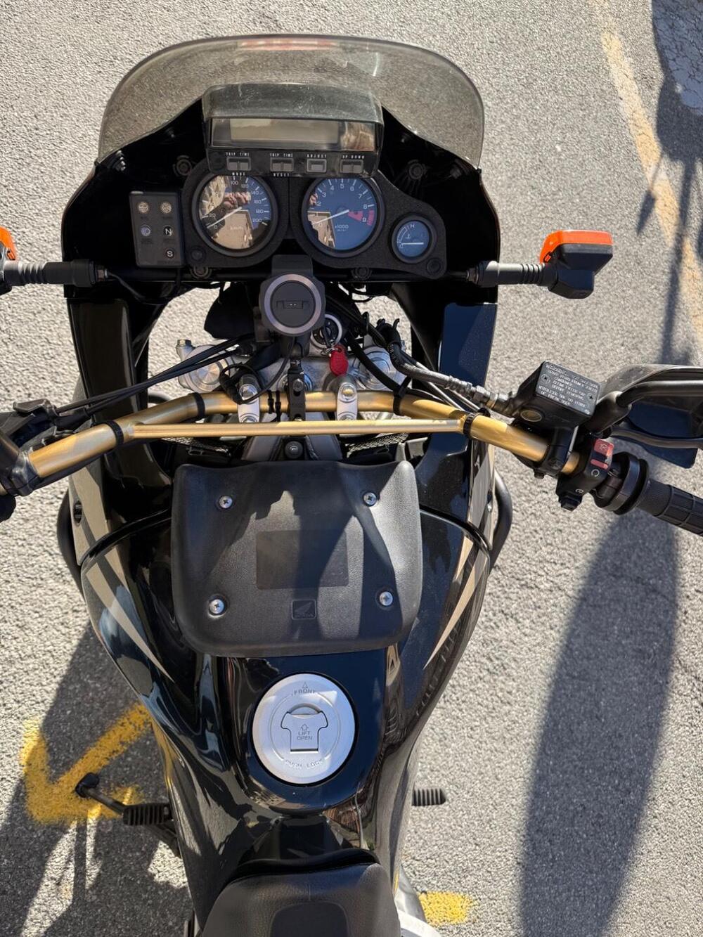 Honda Africa Twin XRV 750 (1996 - 02) (10)