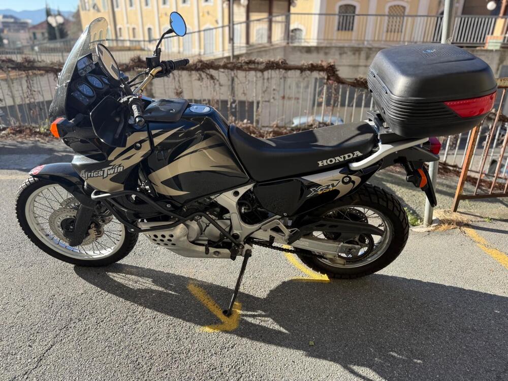 Honda Africa Twin XRV 750 (1996 - 02) (16)