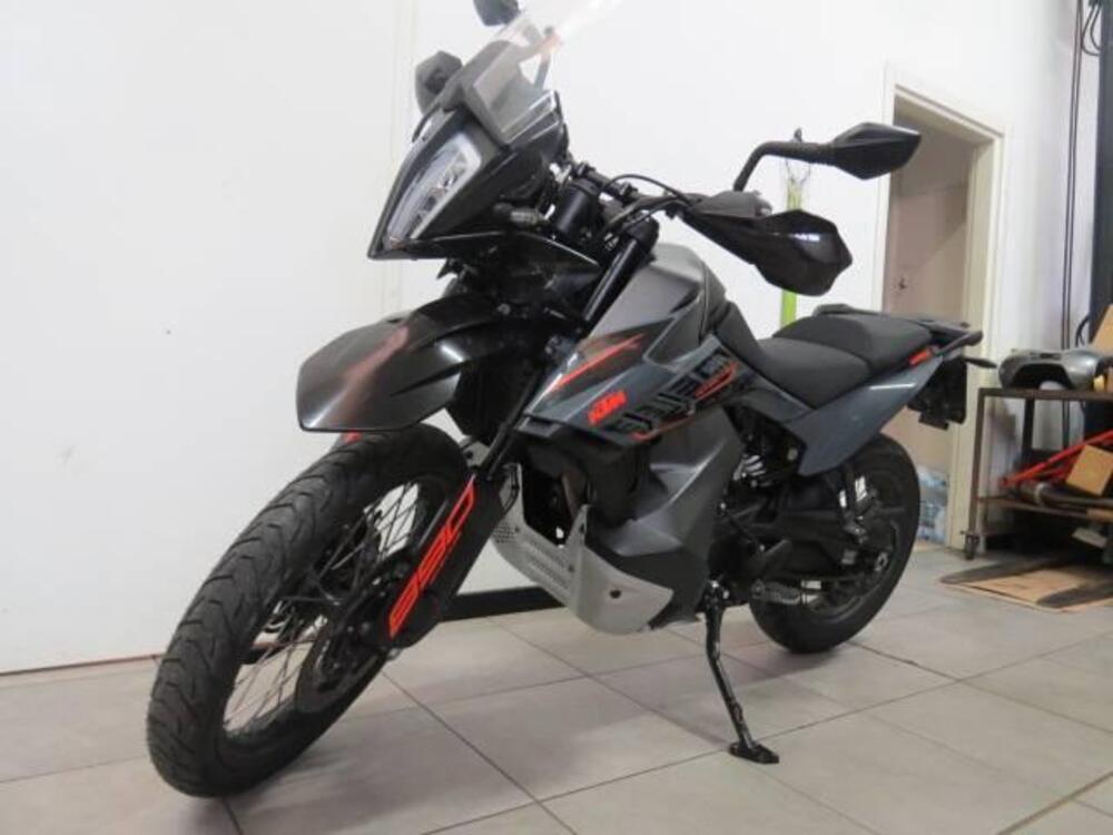 KTM 890 Adventure L (2022) (2)