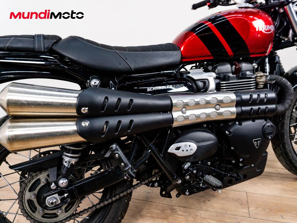 Triumph Scrambler 900 Stealth Edition (2024) (4)