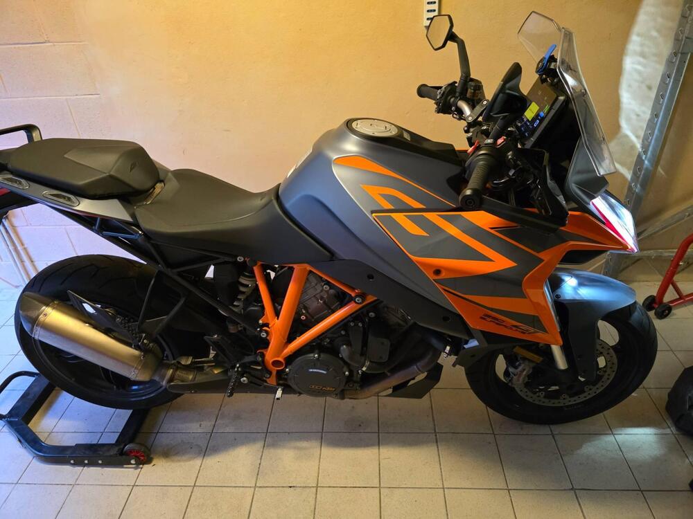 KTM 1290 Super Duke GT (2022 - 25) (5)