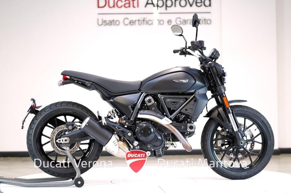 Ducati Scrambler 800 Icon Dark (2025)