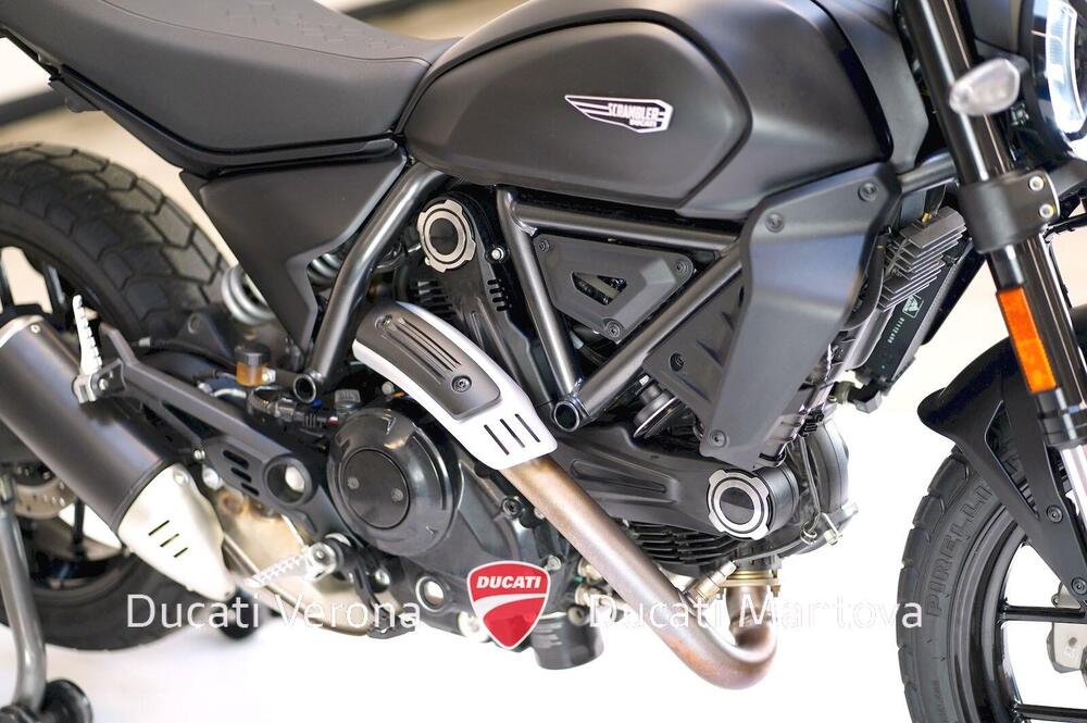 Ducati Scrambler 800 Icon Dark (2025) (9)