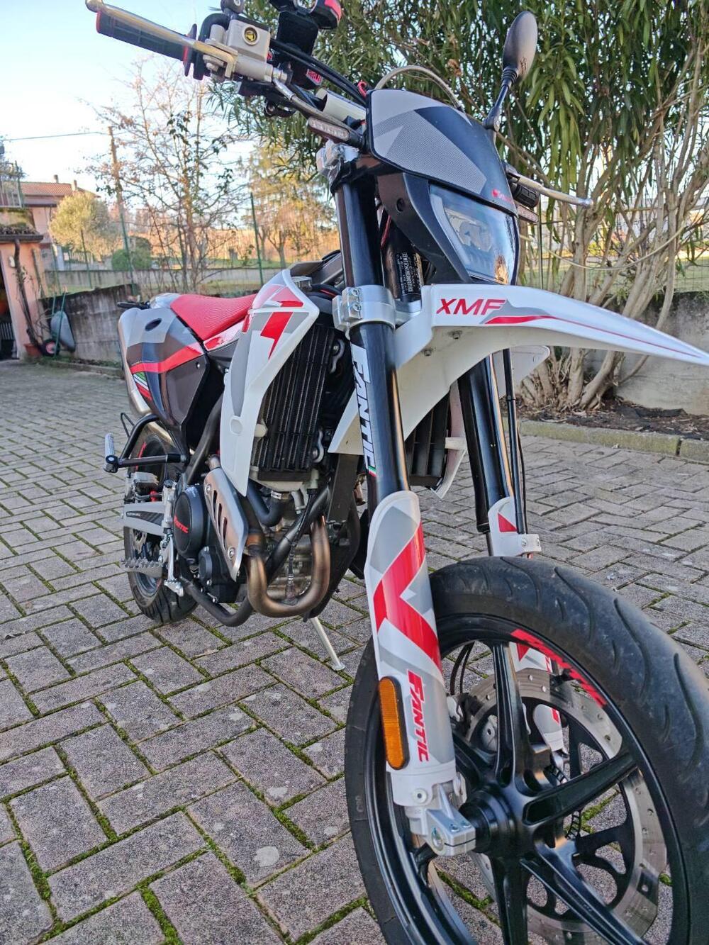 Fantic Motor XMF 125 Performance (2025) (3)