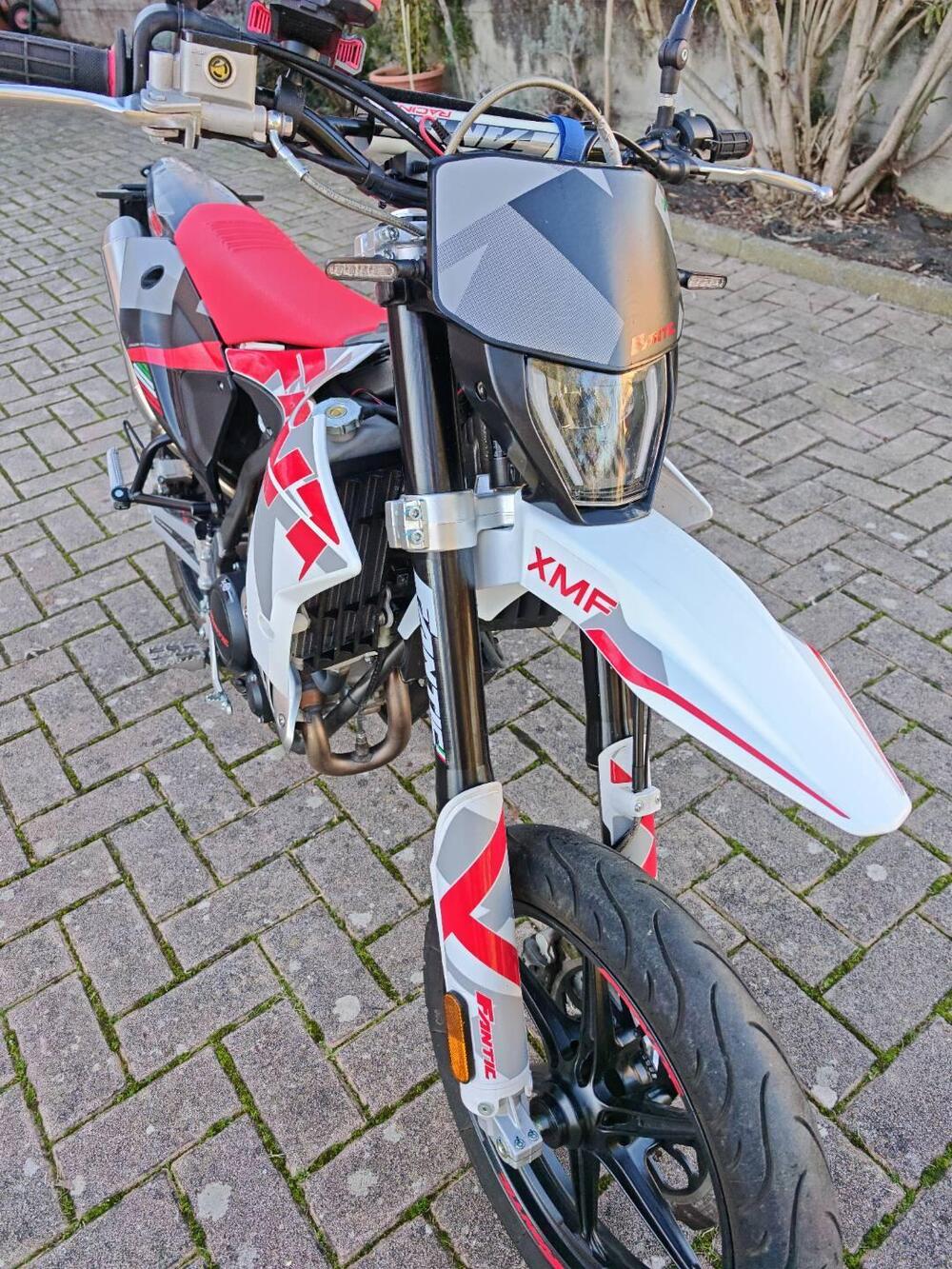 Fantic Motor XMF 125 Performance (2025) (5)