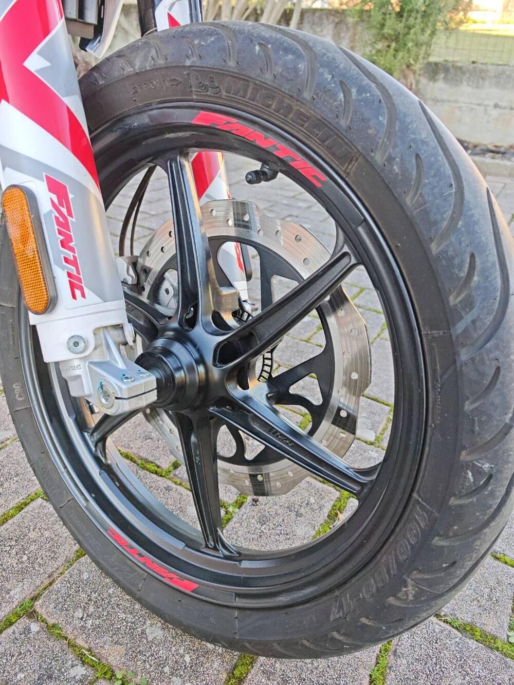 Fantic Motor XMF 125 Performance (2025) (13)