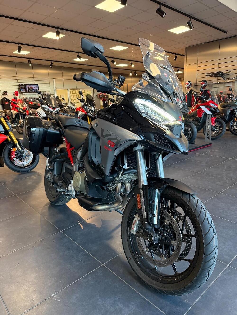 Ducati Multistrada V4 S (2025) (3)