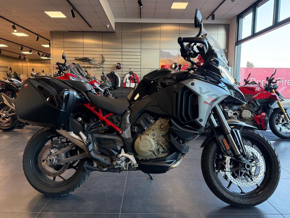 Ducati Multistrada V4 S (2025)