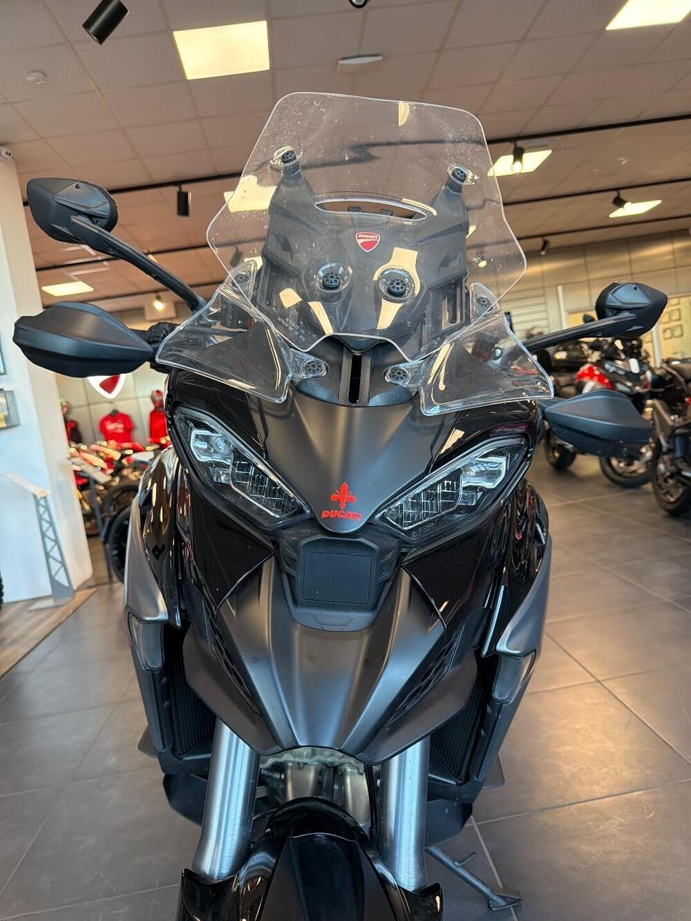 Ducati Multistrada V4 S (2025) (14)