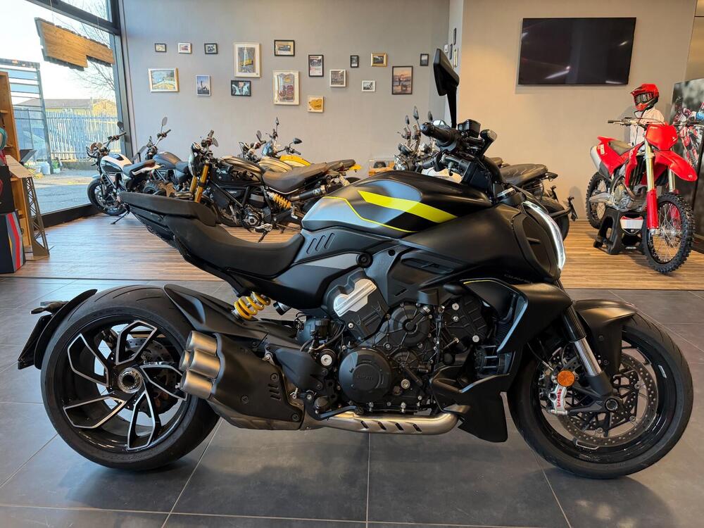 Ducati Diavel V4 (2023 - 25)
