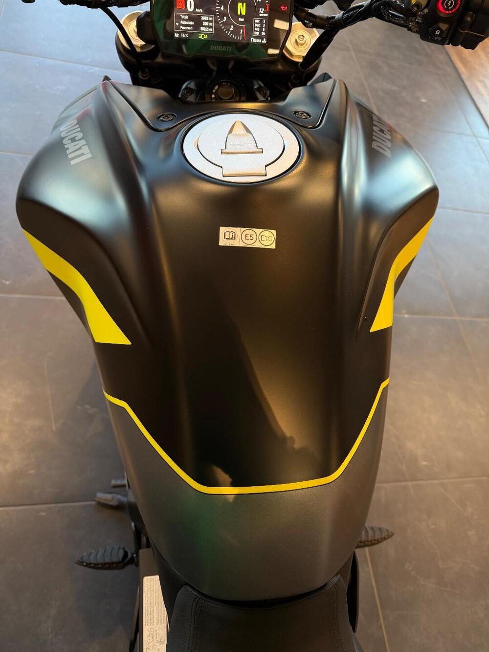 Ducati Diavel V4 (2023 - 25) (18)