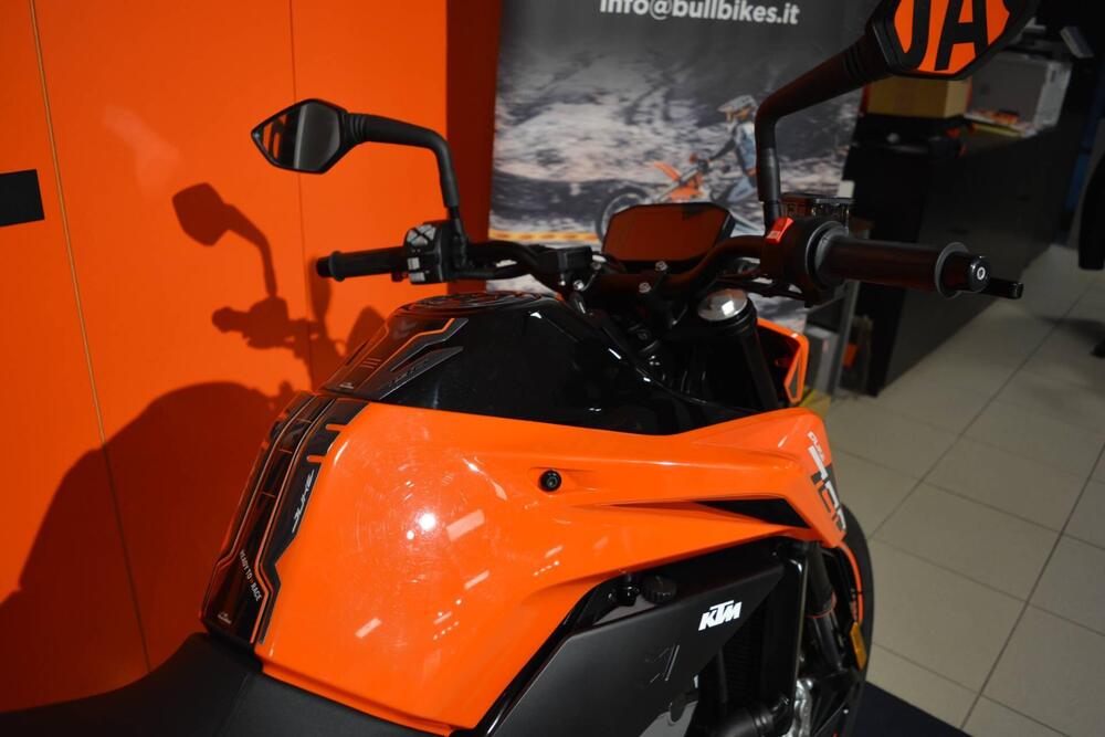 KTM 790 Duke L (2023 - 24) (10)