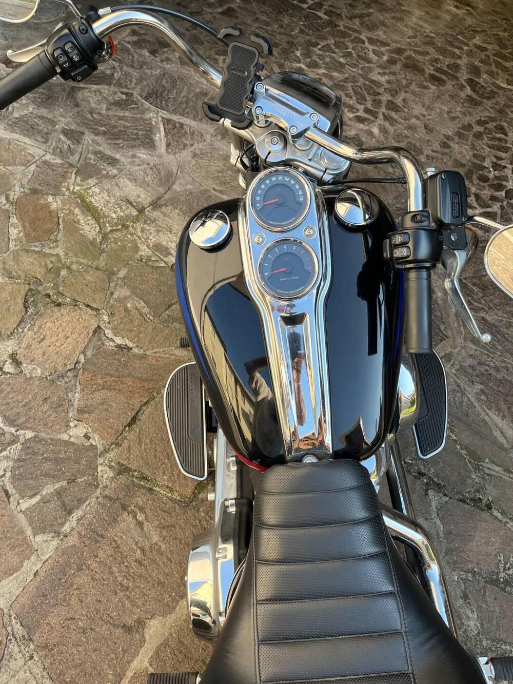 Harley-Davidson 107 Low Rider (2018 - 20) - FXLR (2)