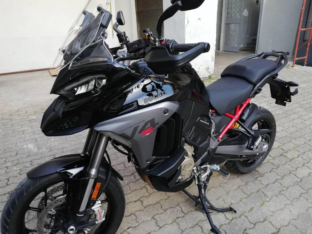 Ducati Multistrada V4 S (2025)