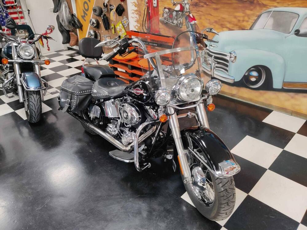 Harley-Davidson 1584 Heritage Classic (2008 - 10) - FLSTC (2)