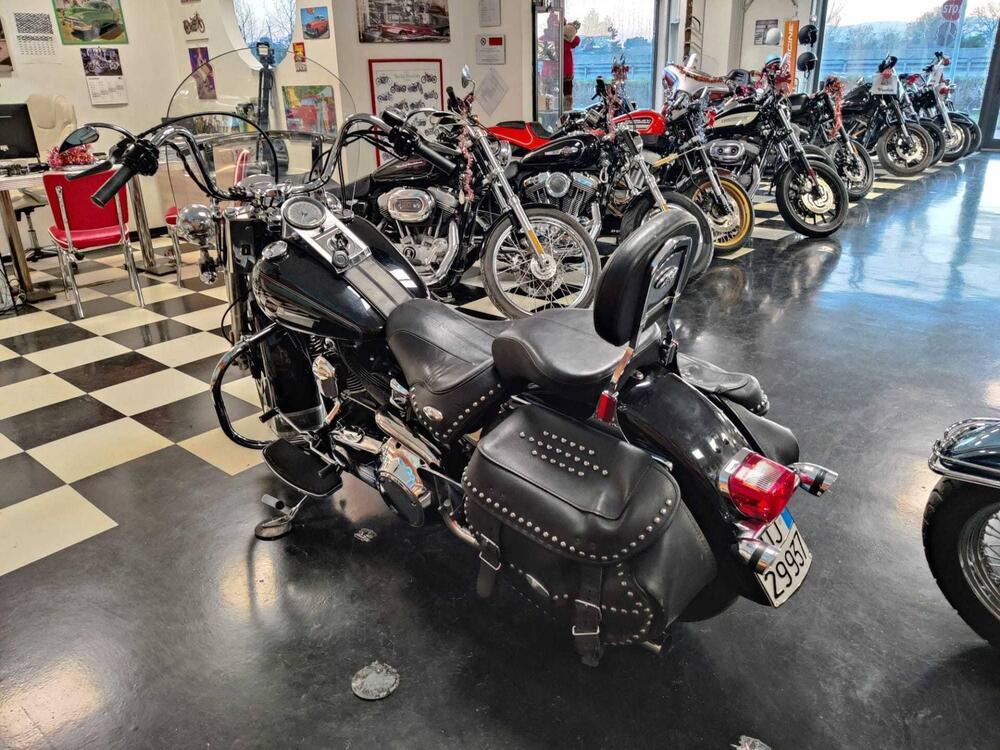 Harley-Davidson 1584 Heritage Classic (2008 - 10) - FLSTC (4)
