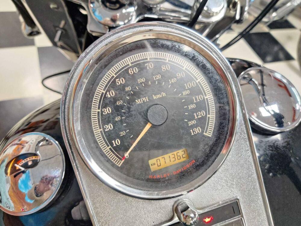 Harley-Davidson 1584 Heritage Classic (2008 - 10) - FLSTC (7)