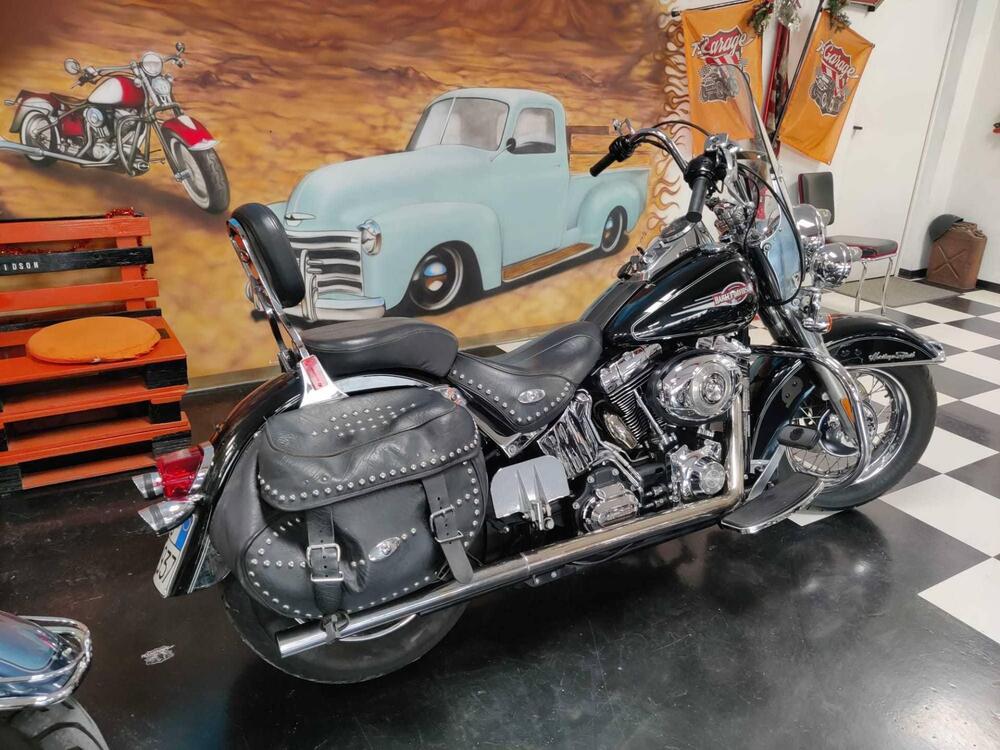 Harley-Davidson 1584 Heritage Classic (2008 - 10) - FLSTC (9)