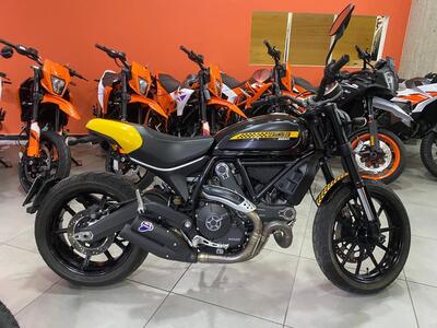 Ducati Scrambler 800 Full Throttle (2017 - 21) usata