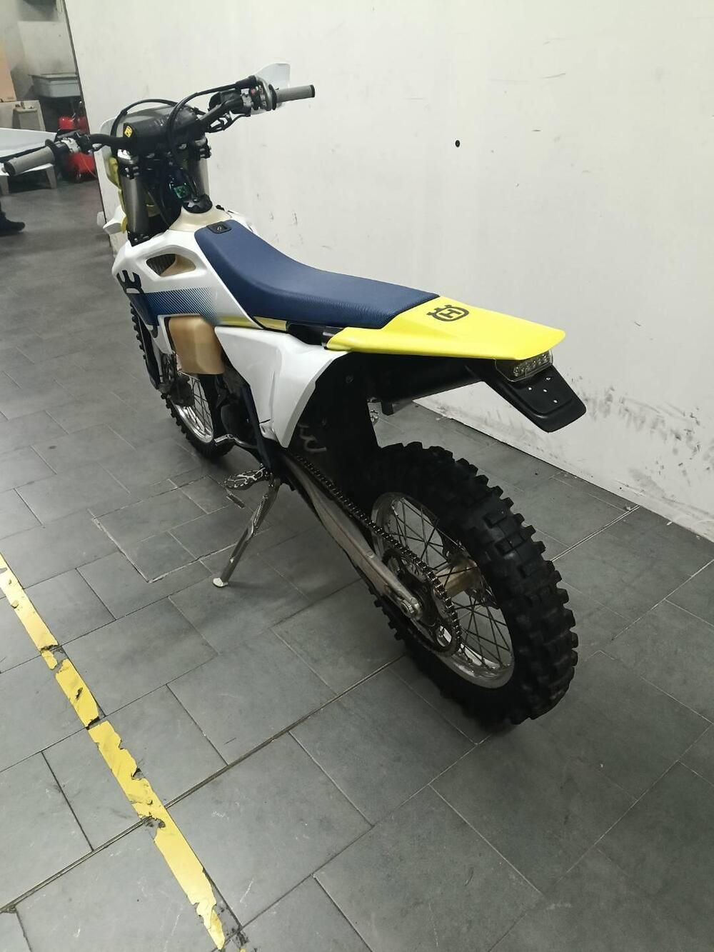 Husqvarna FE 450 (2024) (3)