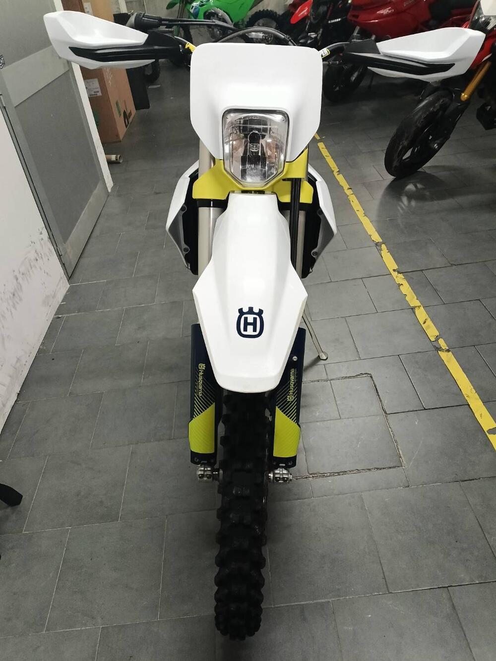 Husqvarna FE 450 (2024) (7)