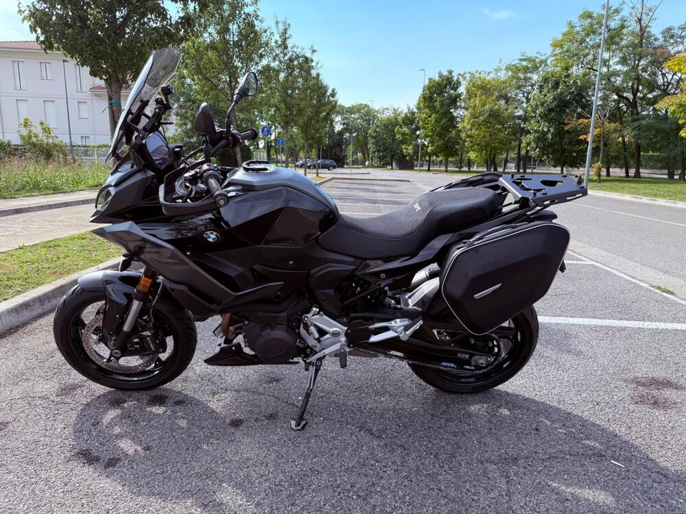 Bmw F 900 XR (2025) (2)