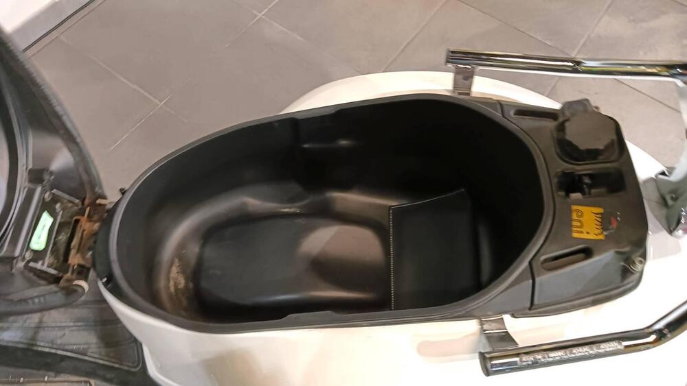 Vespa GTS 300 Super (2008 - 16) (8)