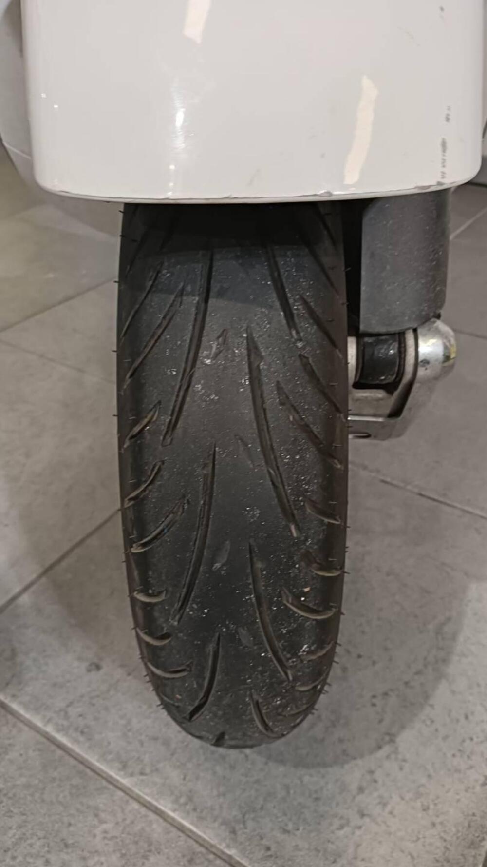 Vespa GTS 300 Super (2008 - 16) (14)