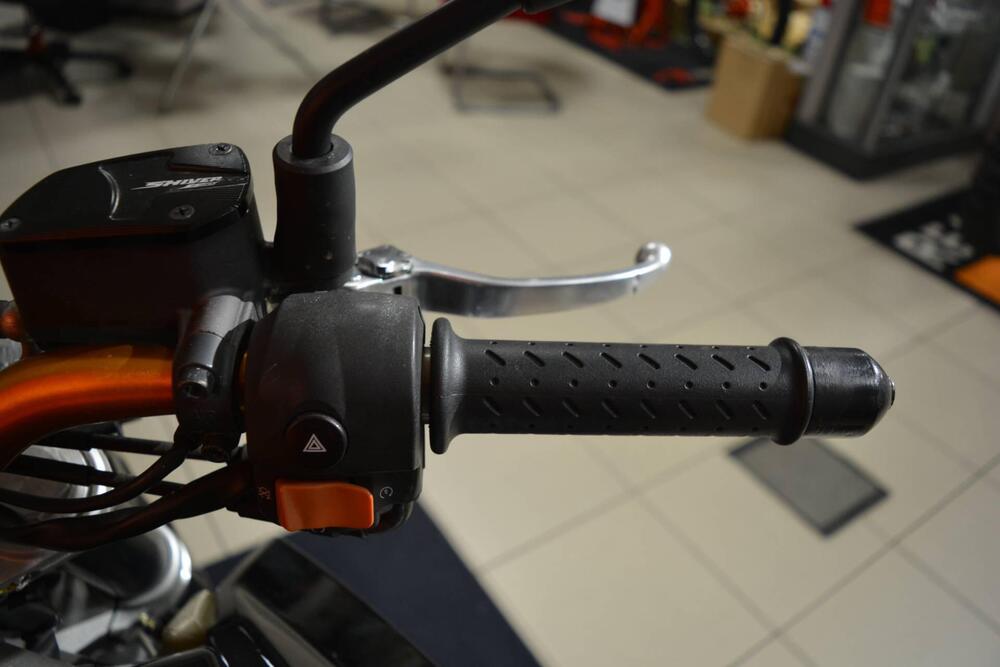 Aprilia Shiver 750 (2010 - 16) (12)