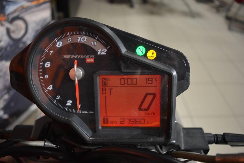 Aprilia Shiver 750 (2010 - 16) (19)