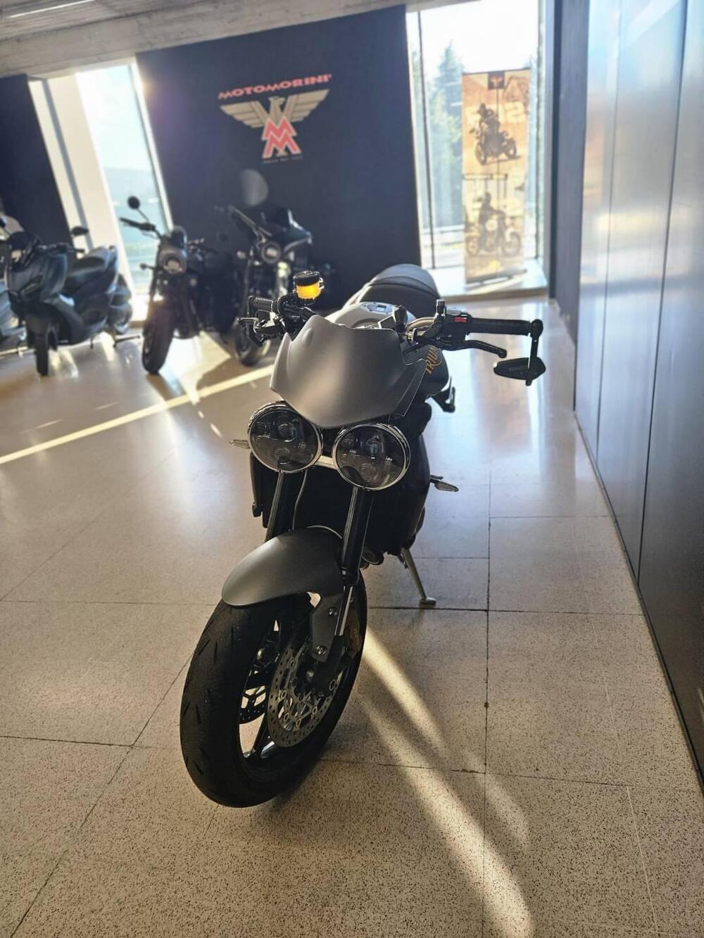 Triumph Street Triple (2007 - 12) (4)