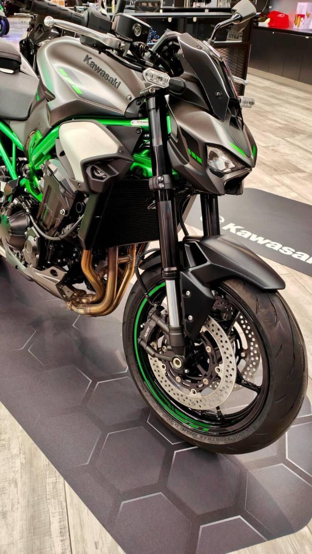 Kawasaki Z 900 A2 (2025 - 26) (3)