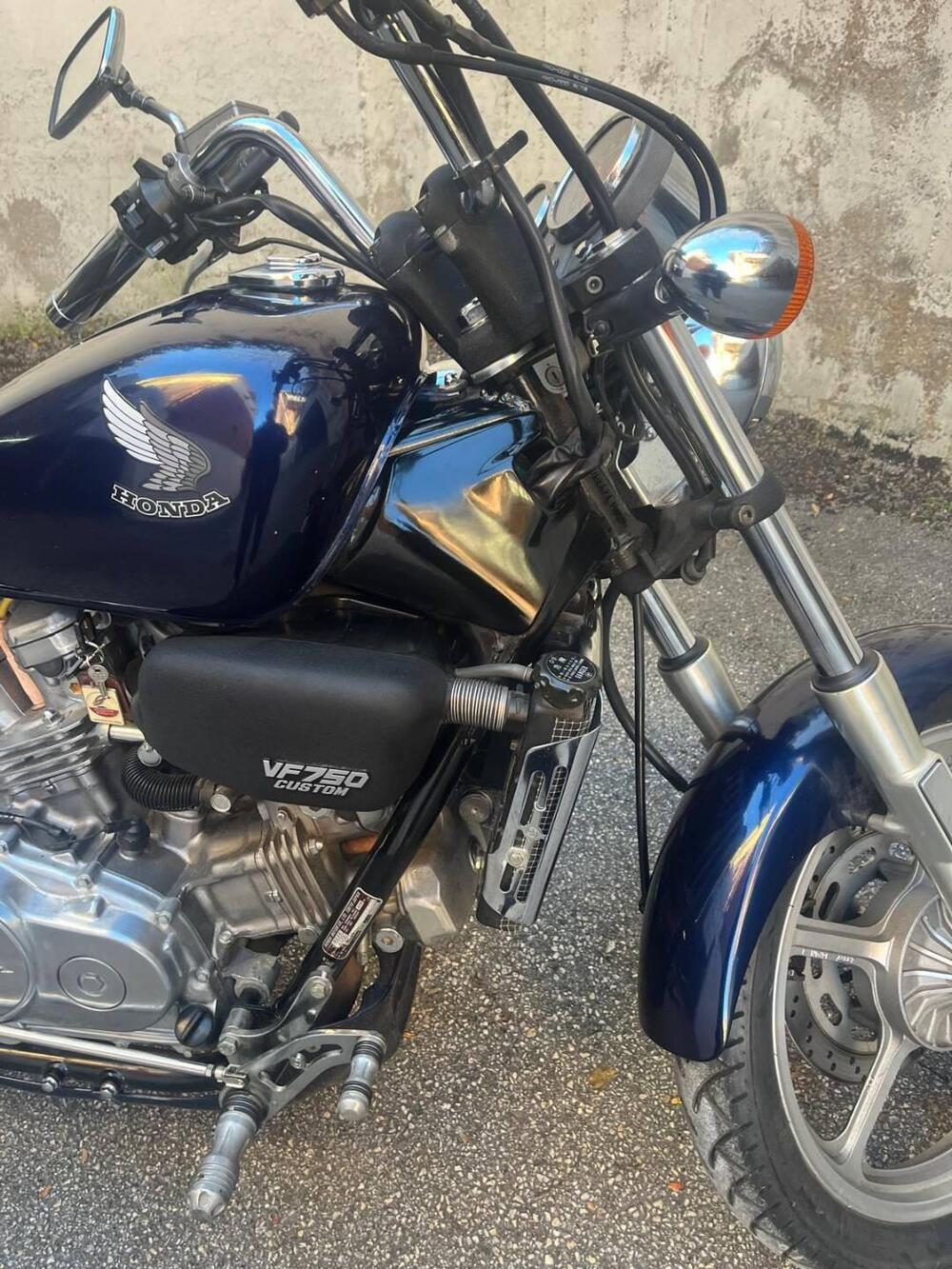 Honda VF 750 C (1985 - 01) (15)