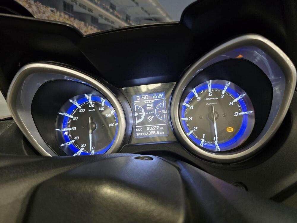 Yamaha T-Max 530 DX (2017 - 19) (20)