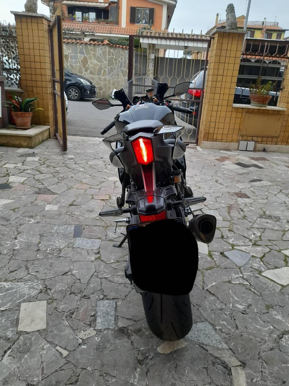 Yamaha YZF R7 (2021 - 25) (4)