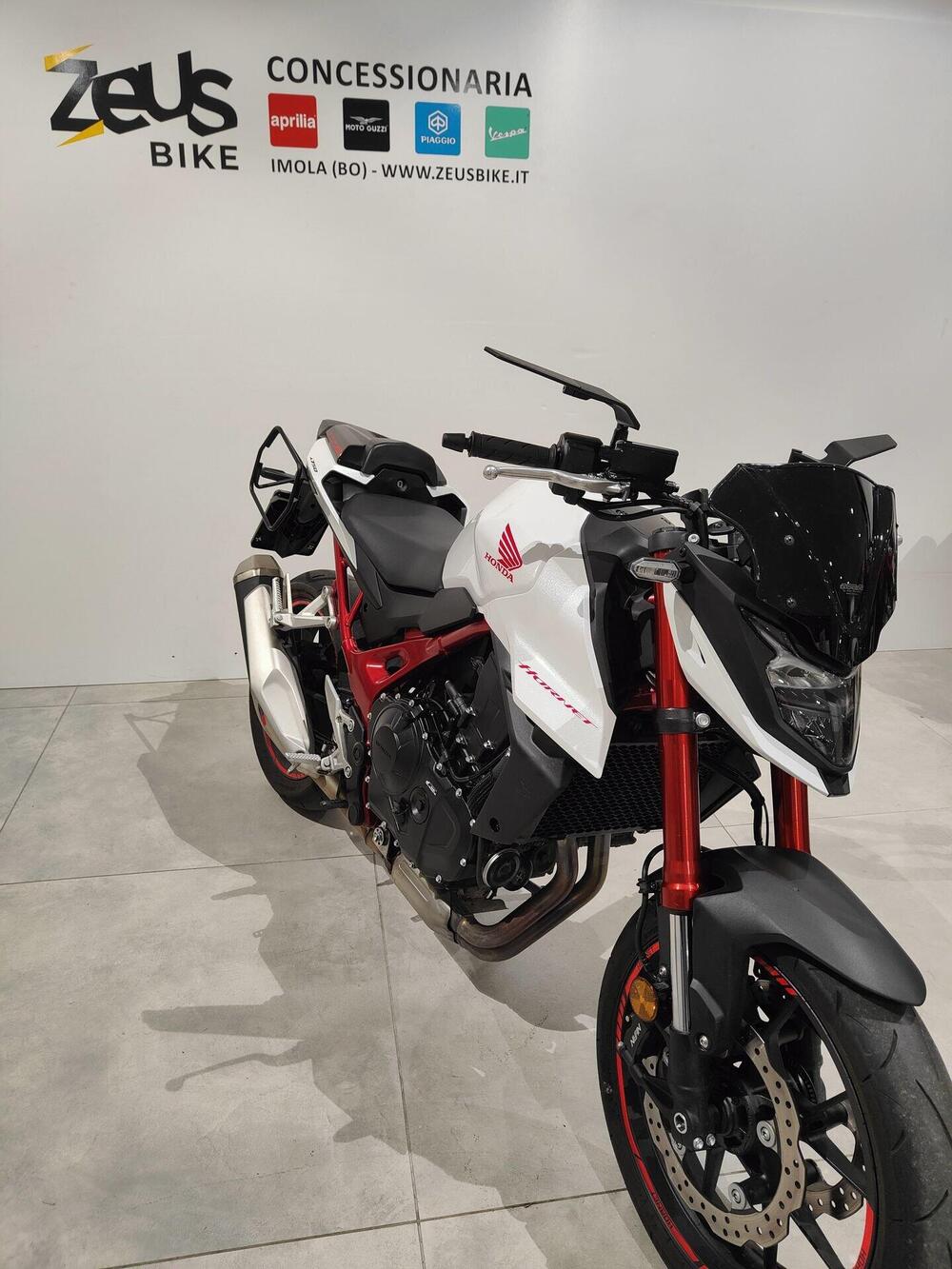 Honda CB 750 Hornet (2023 - 24) (5)