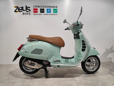 Vespa GTS 300 Hpe (2019) usata