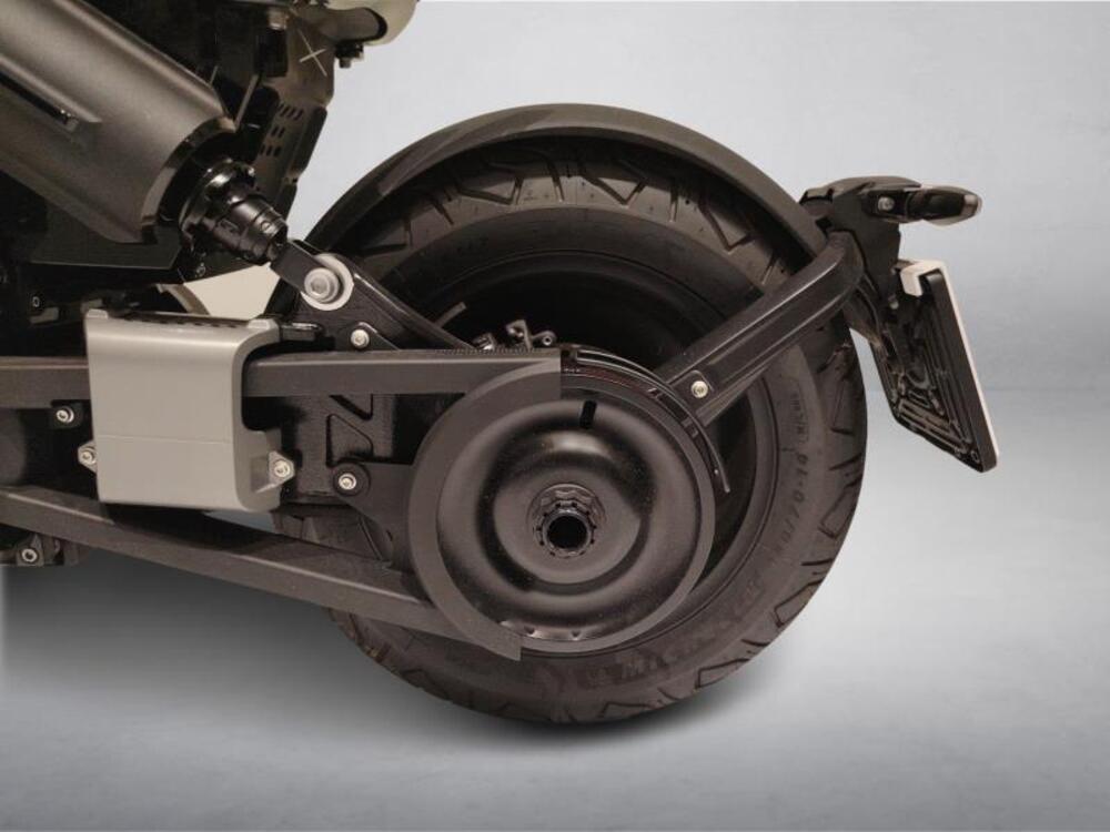 Bmw CE 02 AM (2024 - 25) (10)