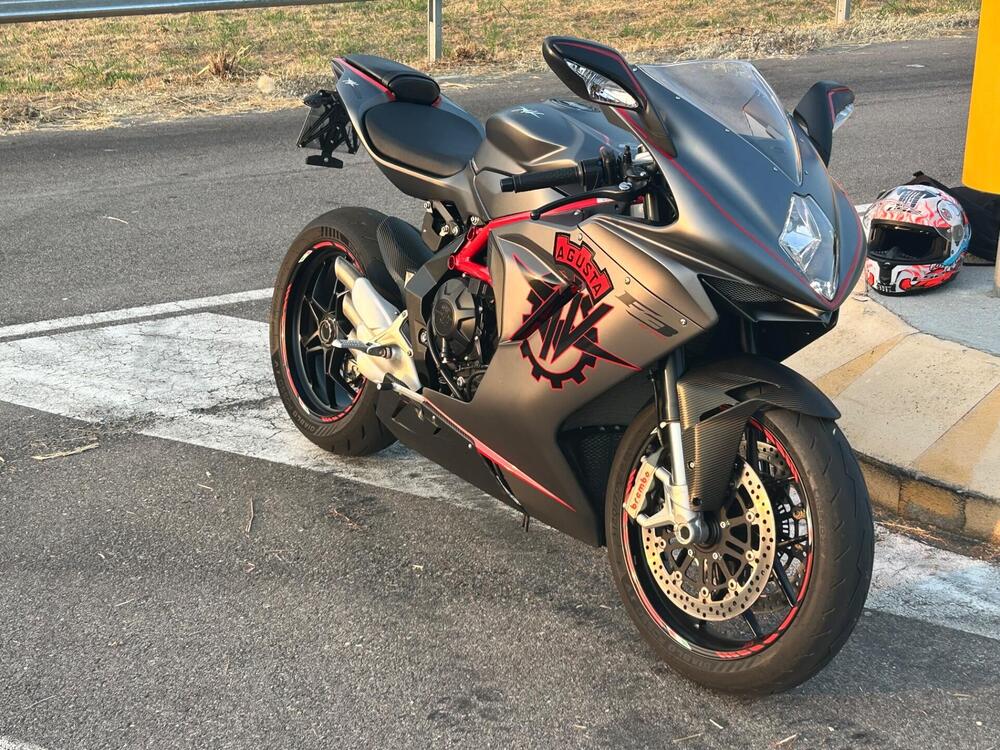 MV Agusta F3 675 EAS ABS (2017 - 20) (4)