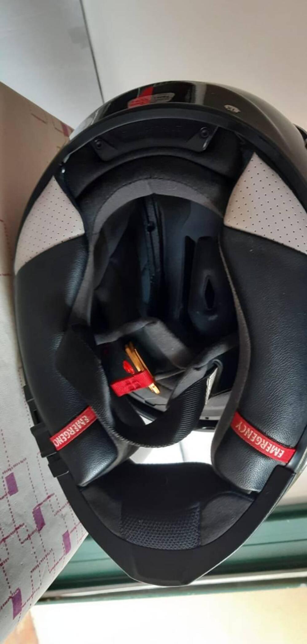 Casco in carbonio Hjc