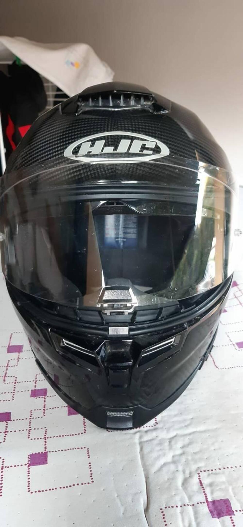 Casco in carbonio Hjc (2)