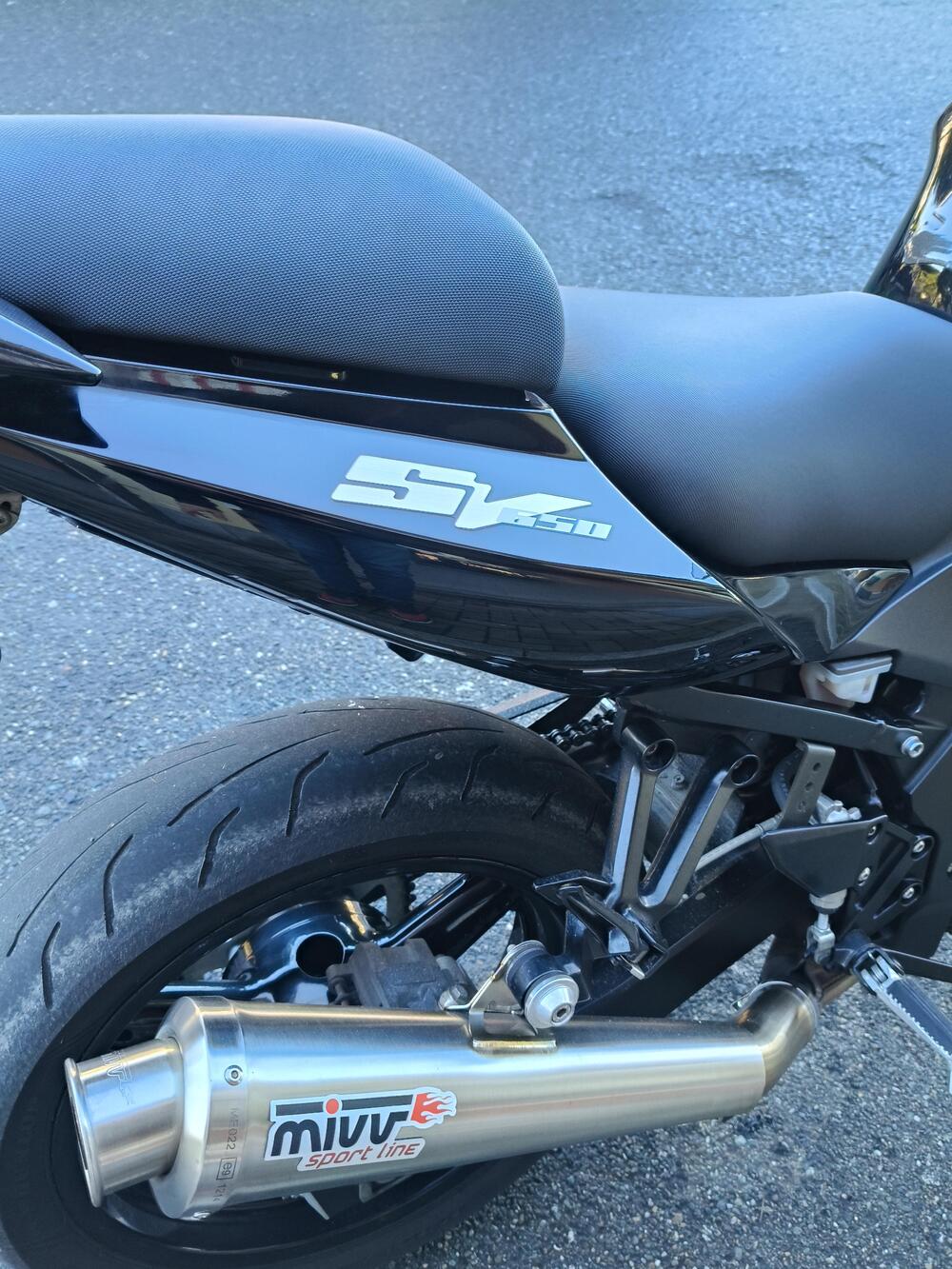 Suzuki SV 650 (2003 - 06) (9)