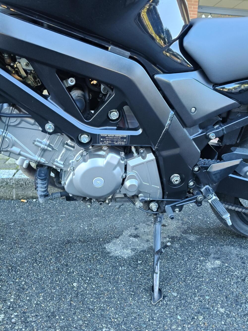 Suzuki SV 650 (2003 - 06) (12)