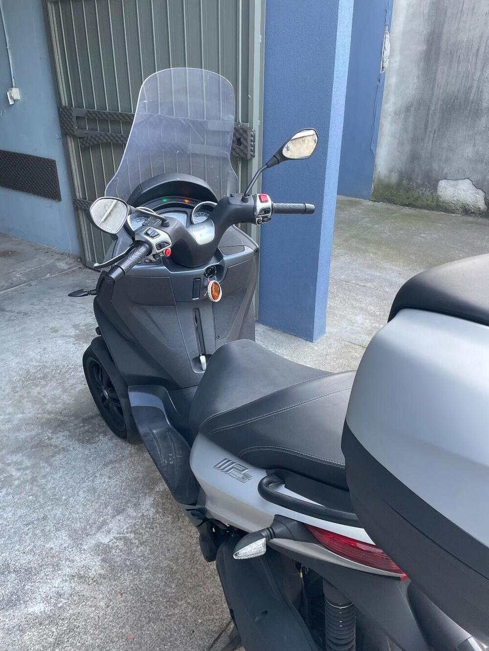 Piaggio Mp3 300 Hpe (2019 - 20) (2)