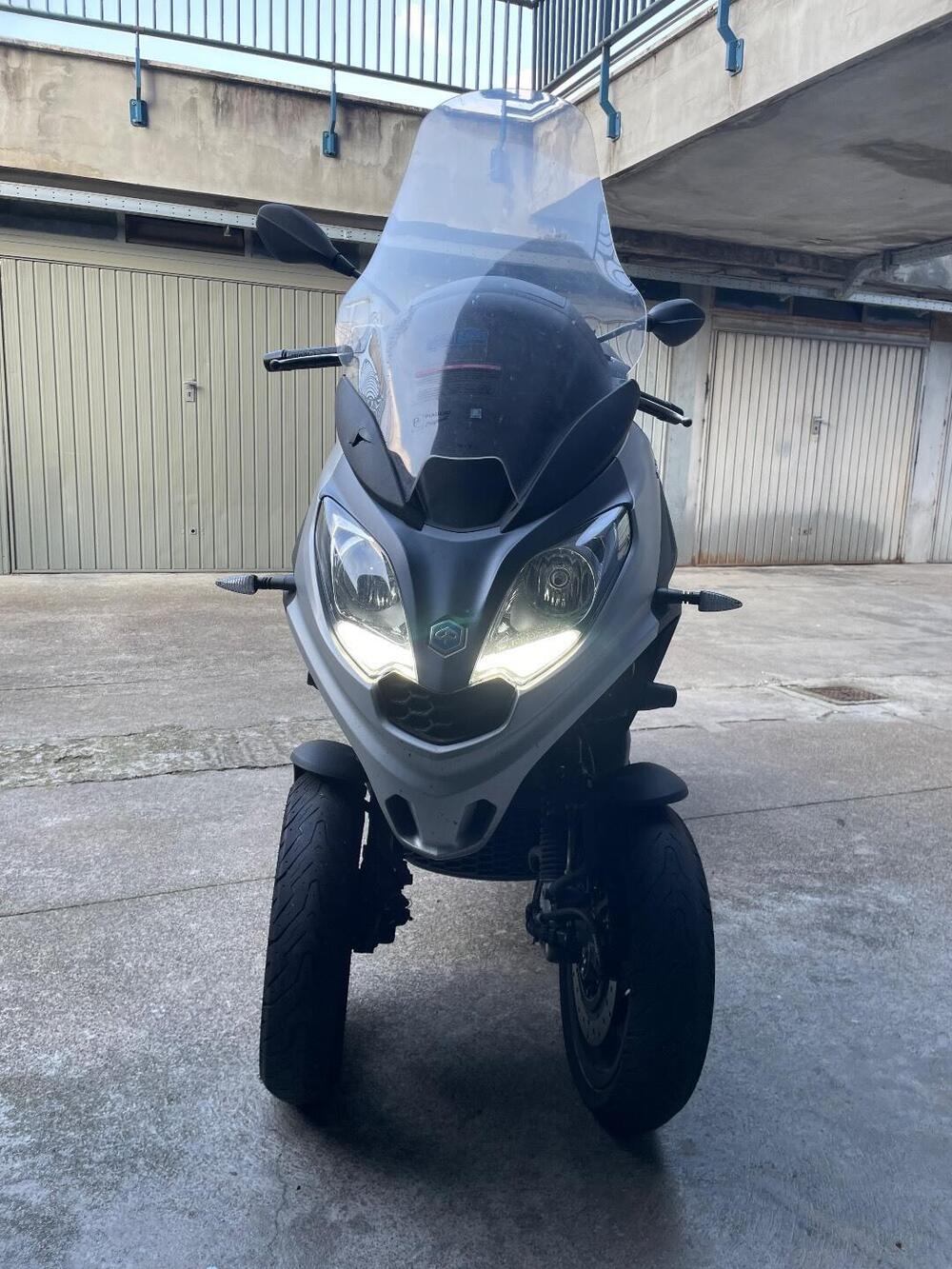 Piaggio Mp3 300 Hpe (2019 - 20) (4)