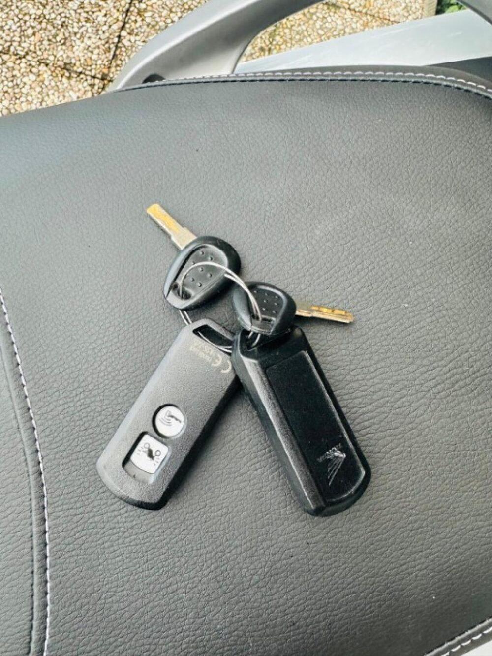 Honda SH 150 i (2017 - 19) (16)